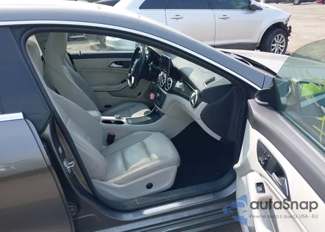 2014 Mercedes-Benz Cla 250 4Matic z USA, uszkodzony, nr VIN WDDSJ4GB0EN076824